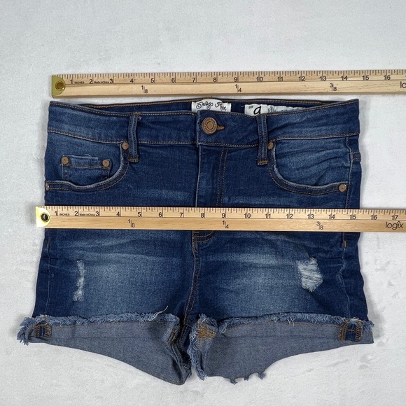 high waisted jean shorts - Picture 5 of 7